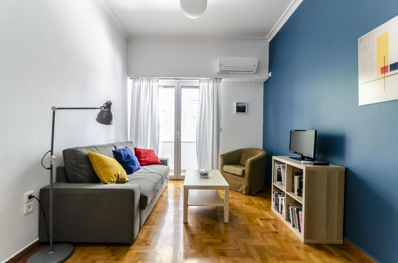Colourful Apartment Under The Acropolis Atina Dış mekan fotoğraf